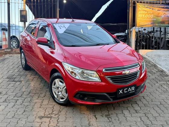 CHEVROLET ONIX 1.0 MPFI LT 8V FLEX 4P MANUAL CHEVROLET ONIX 1.0 MPFI LT 8V FLEX 4P MANUAL